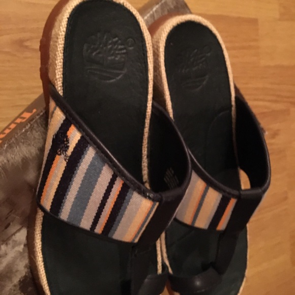 New Timberland Slides size 6.5M - Picture 2 of 5
